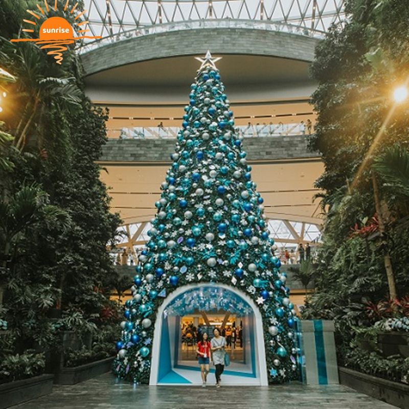 Large New Style Lighting Decoration Christmas Tree  Custom 20ft 30ft 40ft 50ft Giant Outdoor Led Commercial Christmas Tree