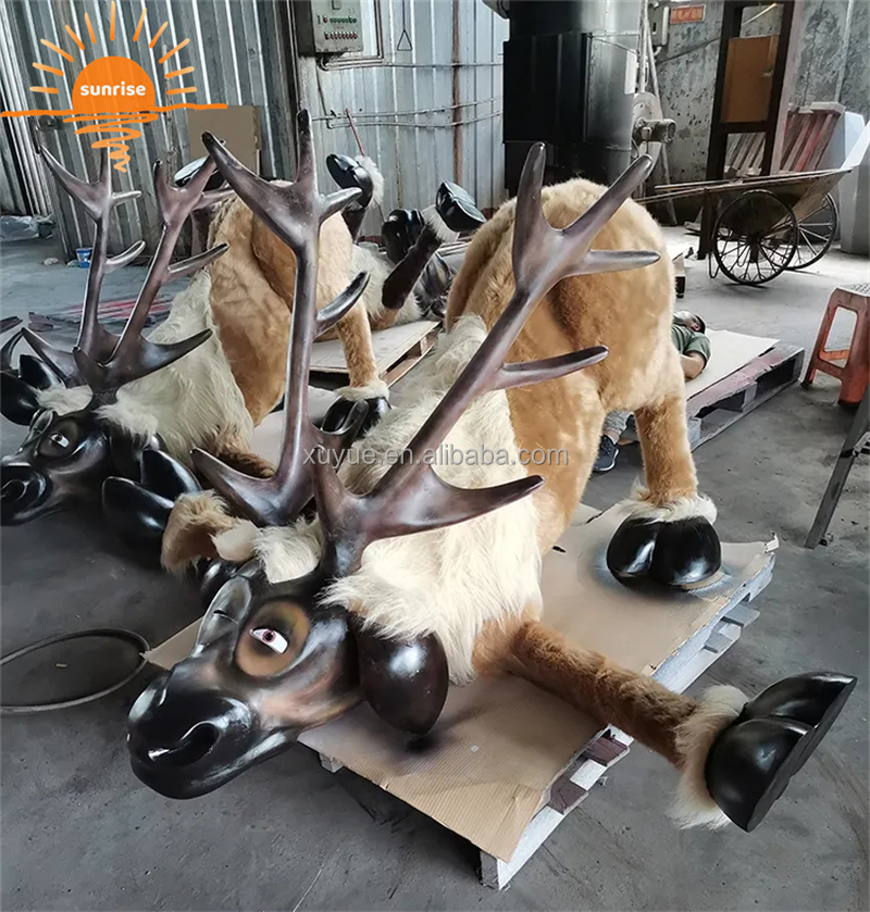 Factory Christmas Decoration Large Outdoor Door Fiberglass Sculpture Statue for Sale Reindeer Santa Fiberglass Sculpture