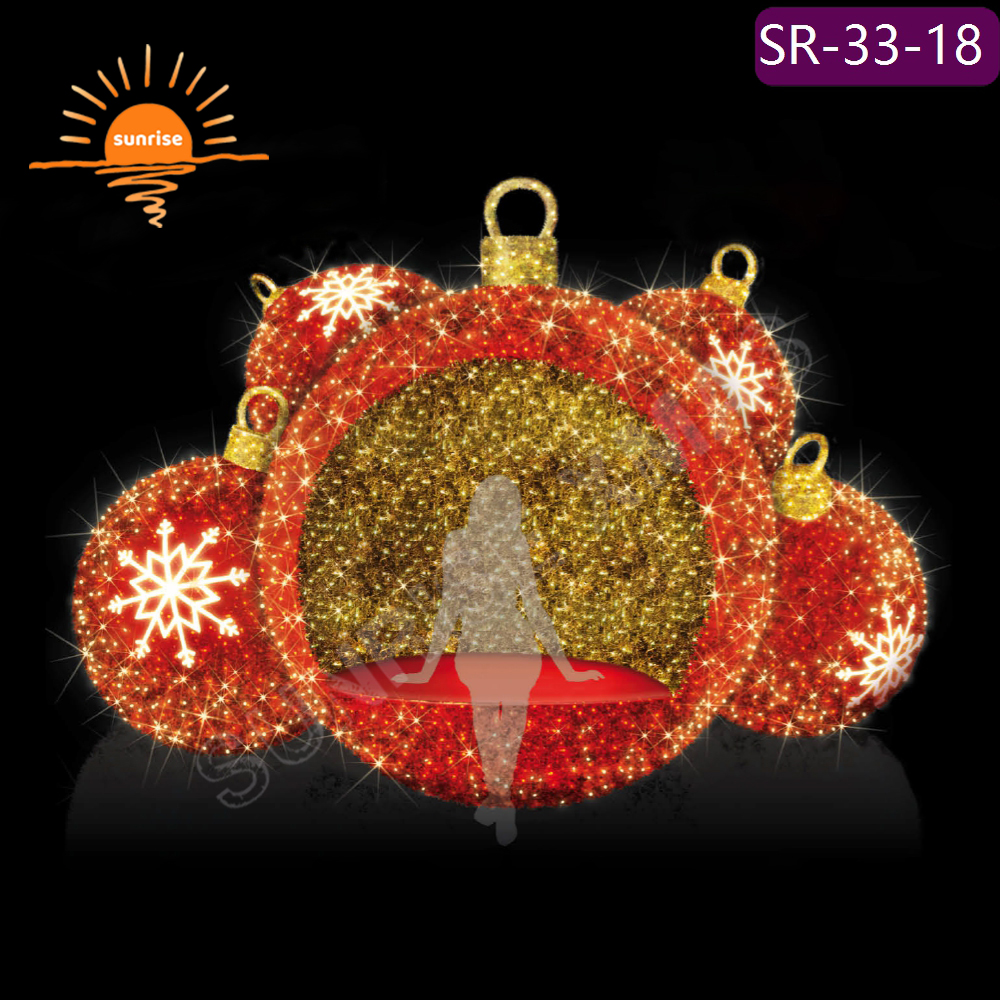 IP65 LED Commercial Christmas bauble/ornament Decorations Custom seat chair with ice spikes Xmas throne light show in stock