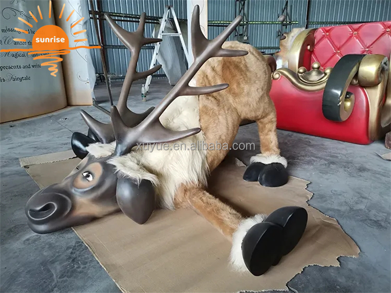 Factory Christmas Decoration Large Outdoor Door Fiberglass Sculpture Statue for Sale Reindeer Santa Fiberglass Sculpture