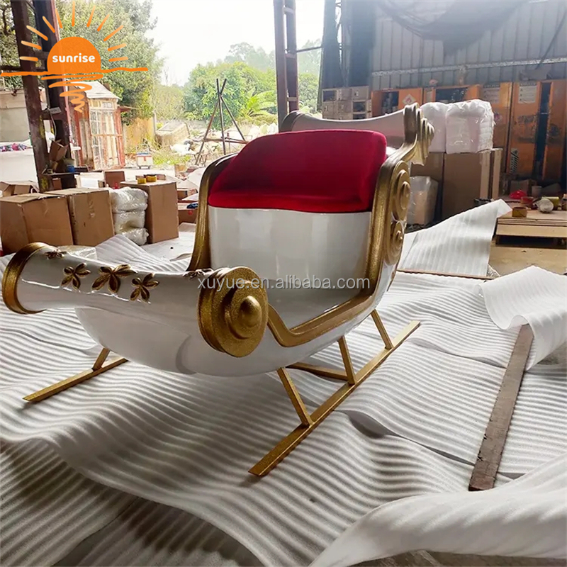 Lifesize Painted Fiberglass Santa Sleigh for Commercial Outdoor Christmas Decoration