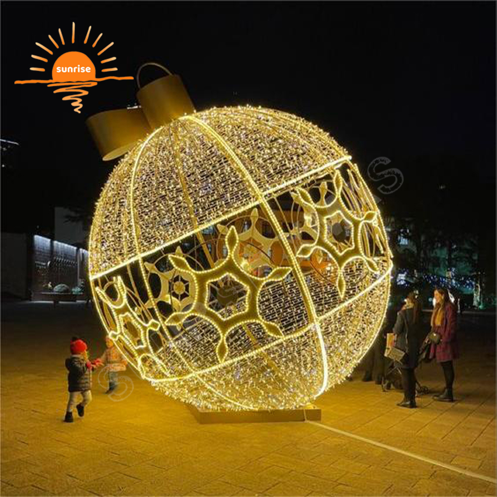 Customized IP65 Outdoor Waterproof Large Christmas Led Light Ball Luxury Commercial Street 3D Bauble/ornament Decoration