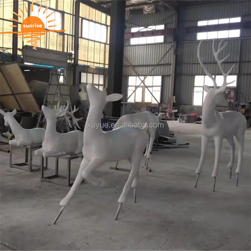 Christmas Reindeer Festival Home Decor Life Size Anime Deer Statue Outdoor Yard Display Resin Fiberglass Animal Sculpture