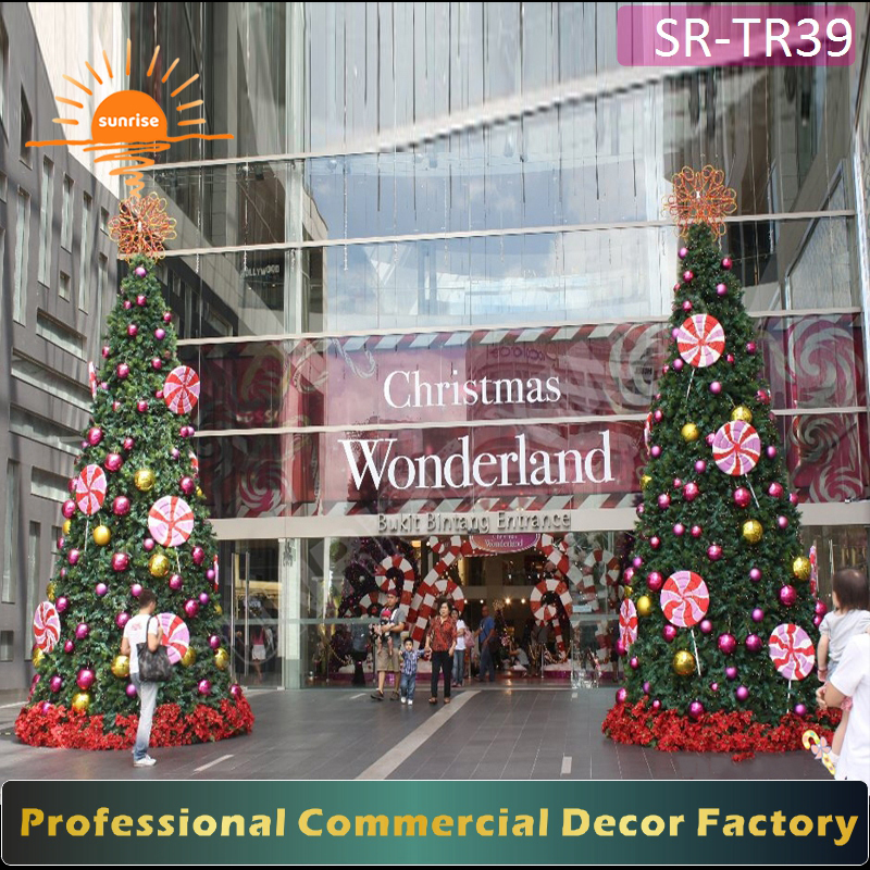 Warm White large artificial trees Fire-resistant material Christmas tree easy to install for season in Winterland Light Show