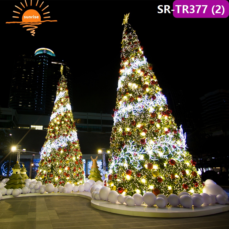 Wholesale Commercial Luxury Christmas and New Year Decoration Large Outdoor Giant Christmas Party Holiday Supplies