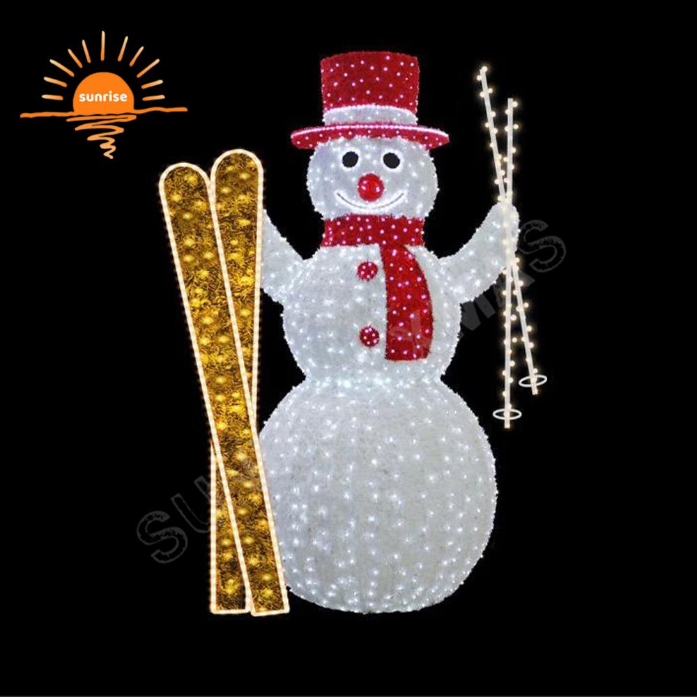 3D Led Large Bear Large Animal Sculpture Snowmen Lights Decor for Christmas Outdoor Giant Penguin Christmas Cow Decoration
