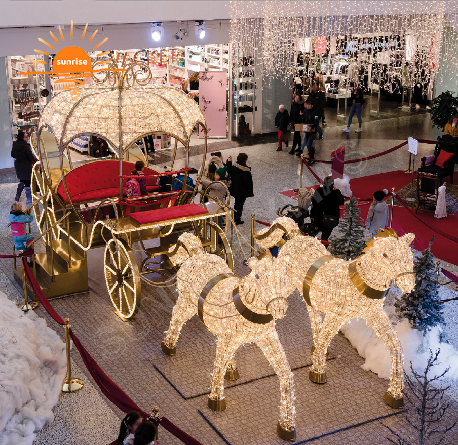 Outdoor Large Carousel With Tree Commercial Christmas LED Bear Lighted Gift Box Presents for Shopping Mall Xmas Ball Decorations
