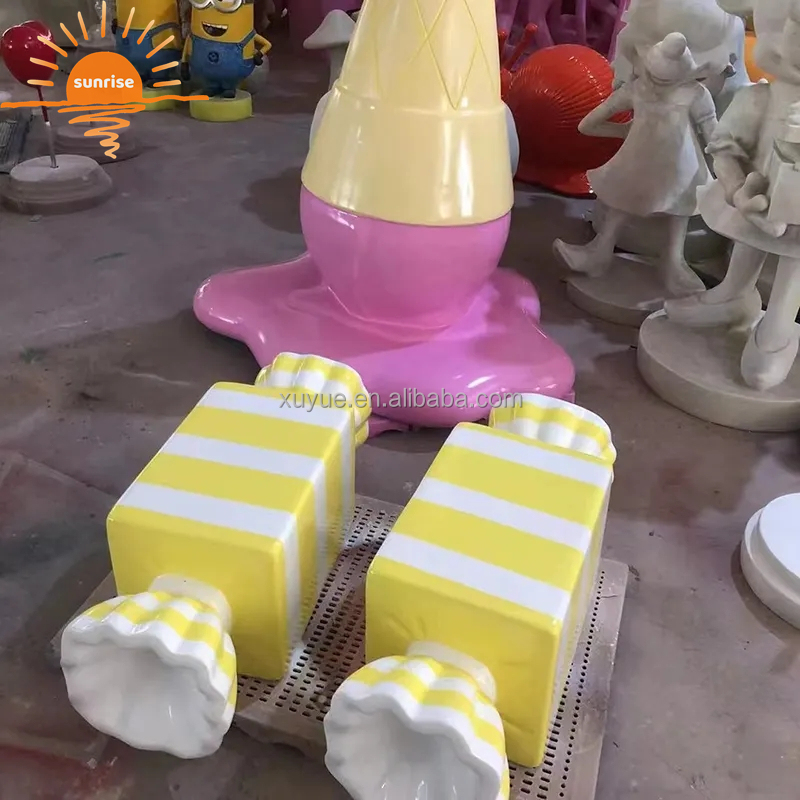 Customized Christmas Decoration Fiberglass Candy Cane Guardrail Statue