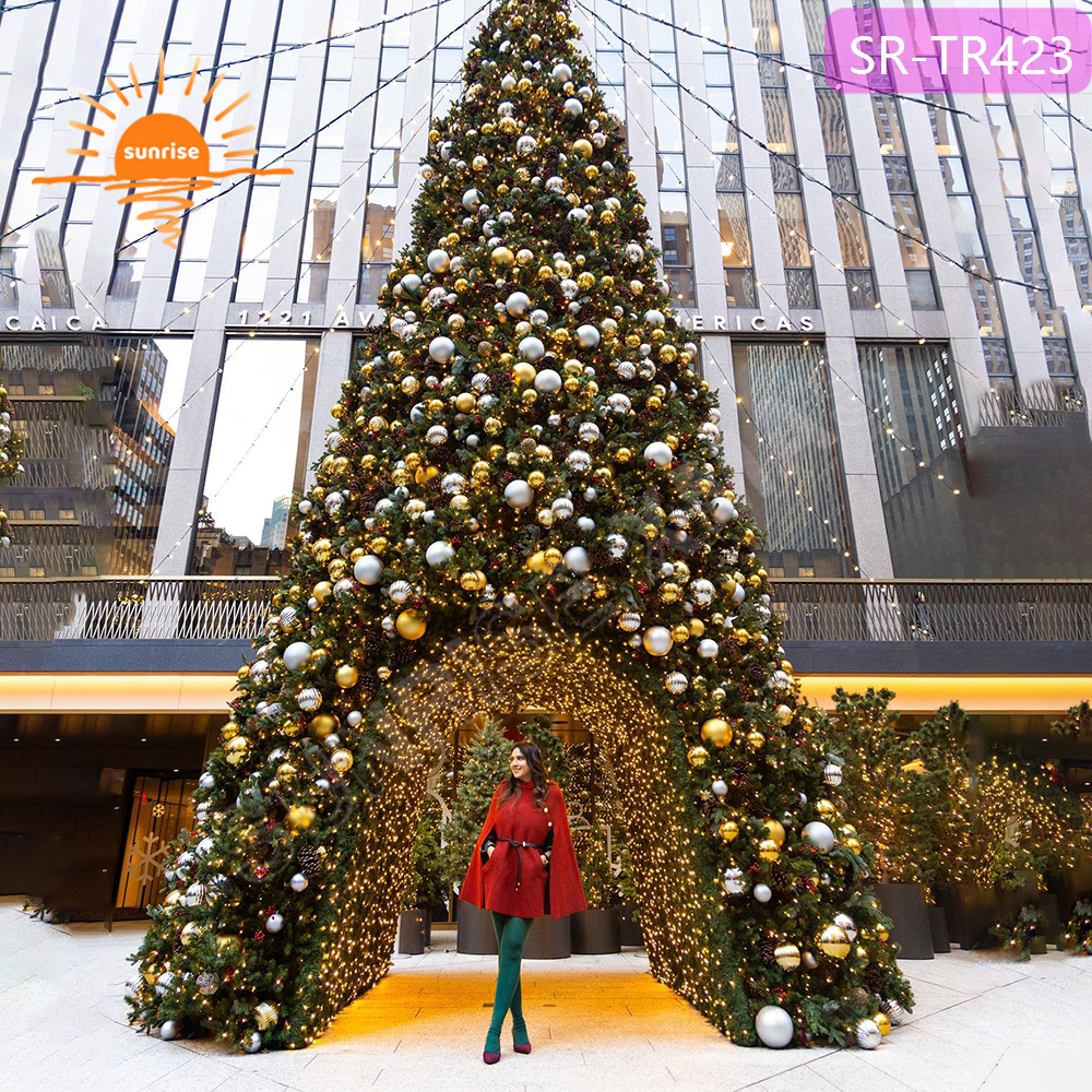 IP65 commercial waterproof large tree DMX Music Light Show Synchronized with Christmas Music Programmable Christmas decoration