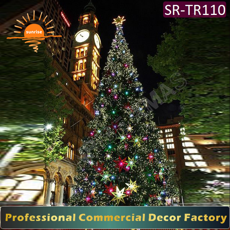 Christmas Tree New Style with led Lighting and ball Decoration artificial Commercial christmas tree Both Indoor and Outdoor Use