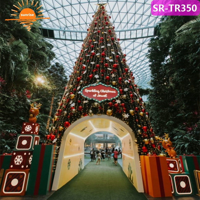 New Product 110V 220V Colorful Artificial PVC Christmas Tree for Street New Year Decoration