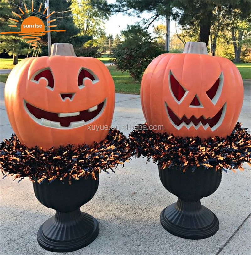 Giant Customizable Plastic Pumpkin Fiberglass Amusement for Halloween Home Decorations for Parties and Outdoor Events
