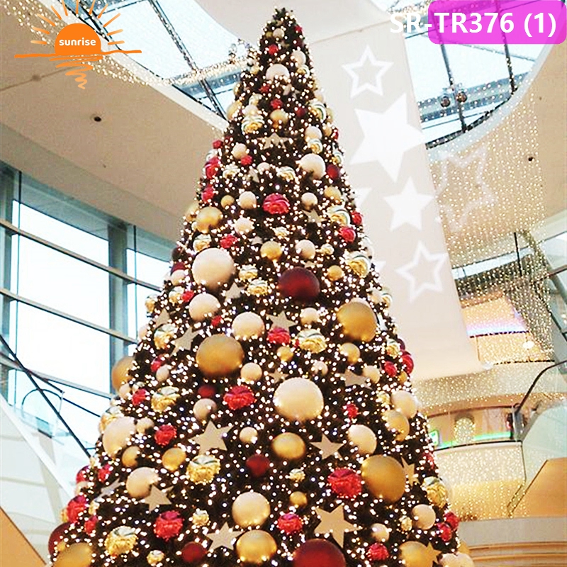 Wholesale Commercial Outdoor Luxury Christmas and New Year Decoration Large Outdoor Giant Christmas Party Holiday Supplies