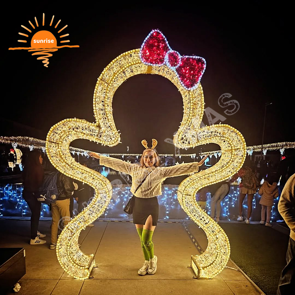 Christmas village led bauble/ornament motif Xmas outdoor gift arch decoration photo op walk through tunnel theme light show