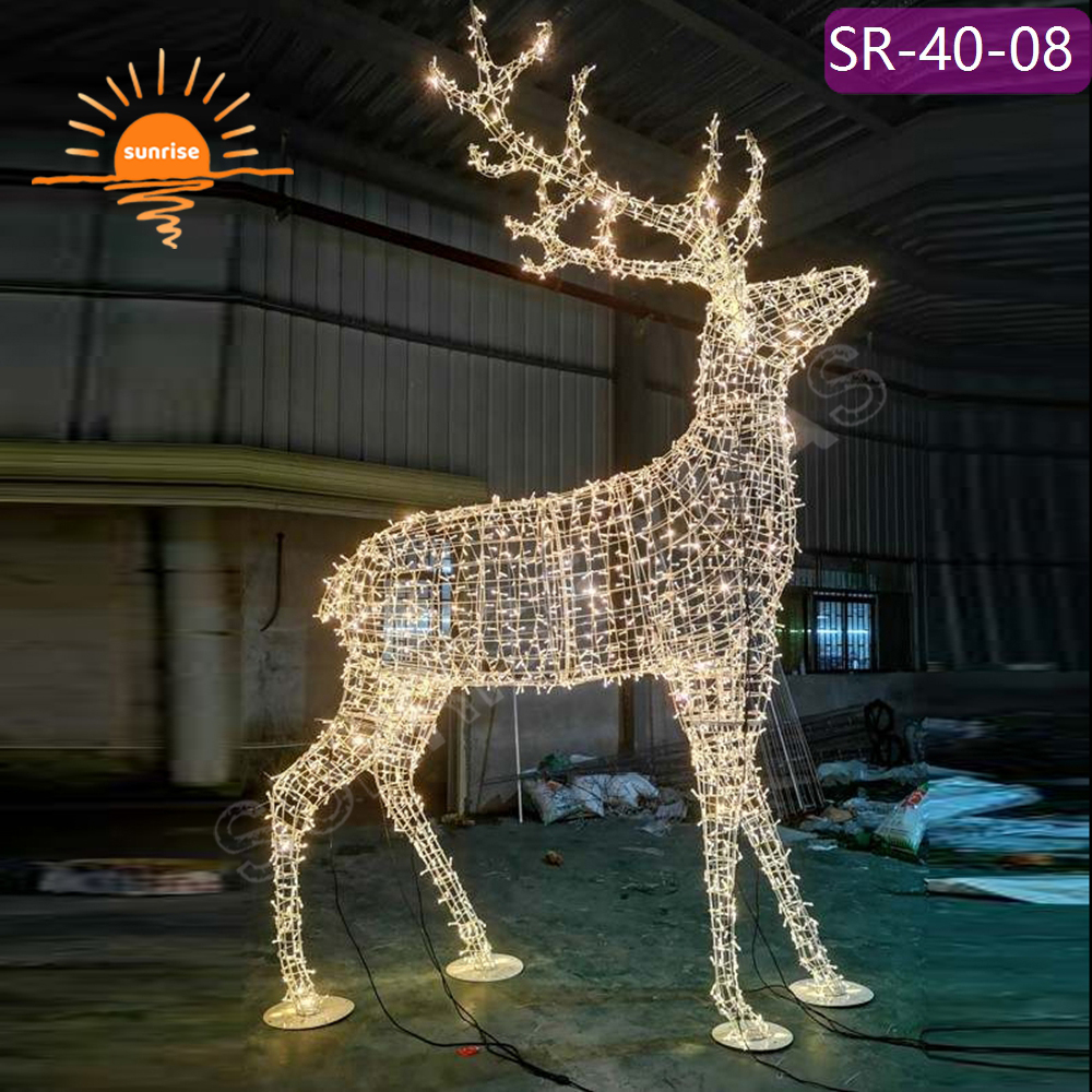 Waterproof LED reindeer motif light show Best LED Christmas lights for outdoor Large light-up reindeer for holiday decoration