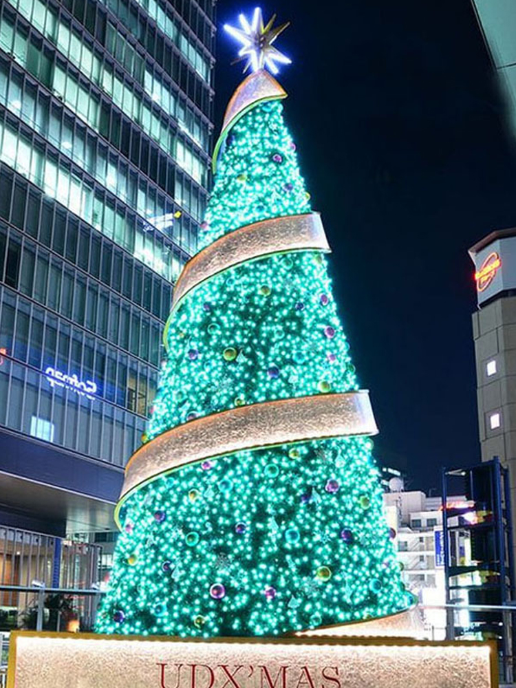 Commercial Outdoor Christmas Decoration LED External Smart Music Dance Programmable Giant Decorative Christmas Tree Light