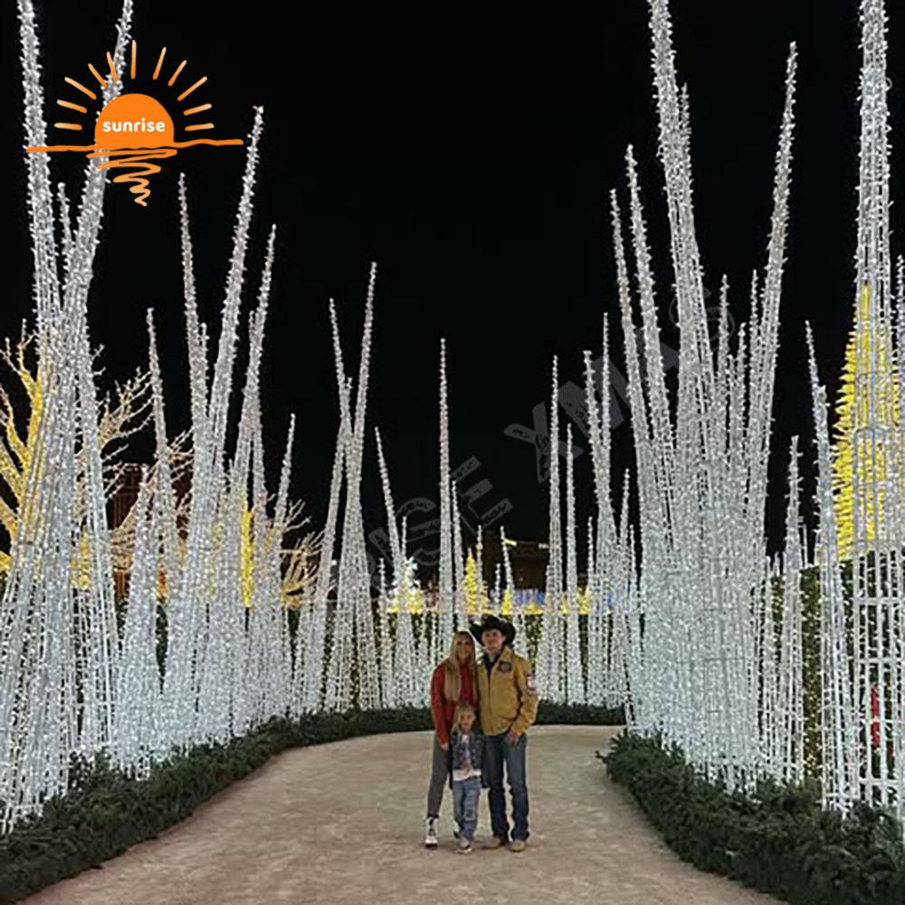 Large RGB LED Ice Spikes Winter Light New Design 20ft Outdoor Commercial Christmas 3d Giant Lighted Smart Rgb Motif Pine Trees