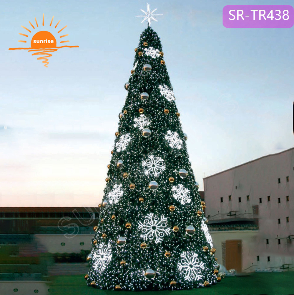 Giant Outdoor xmas street decoration LED Christmas Tree RGB Color Changing with Music Sync & Remote Control