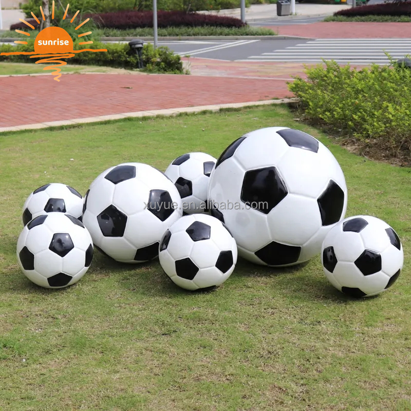 2022 New Fiberglass Resin Life Size Football Sculpture Garden Ornaments Outdoor Mall Fiberglass Decoration