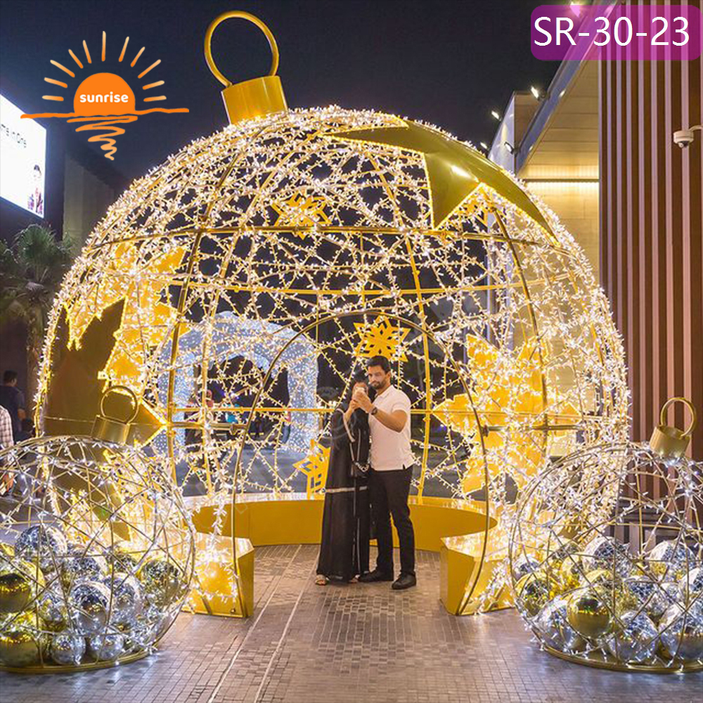 RGB Outdoor Commercial motif Decoration Giant Custom Ball tunnel Arch Theme Led Light show Christmas bauble/ornament Light