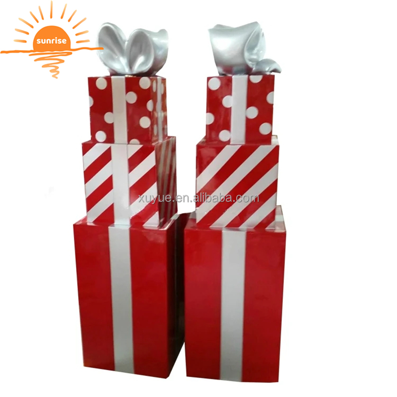 Outdoor Unique Creative Design Christmas Ornaments Shopping Mall Sculpture Resin Fiberglass Gift Box Decorations