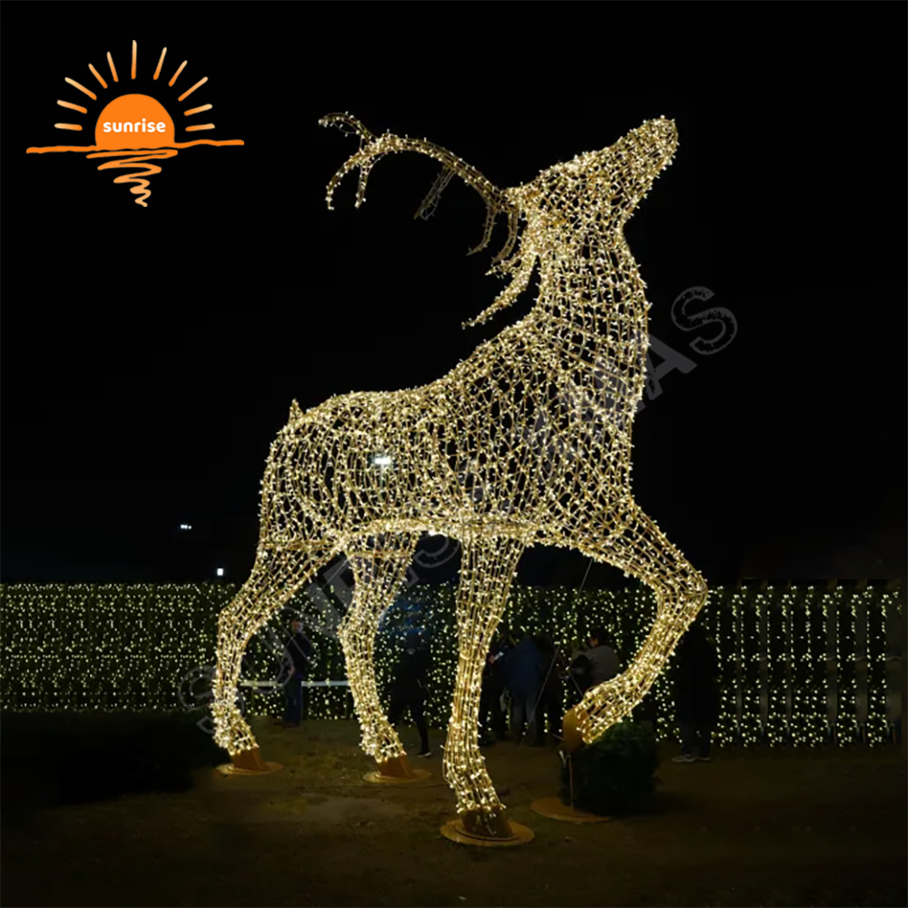 Custom Christmas Ornament Outdoor Waterproof LED Large Deer Motif Lighted Christmas Reindeer Decorations for Festive Displays